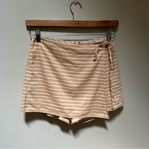 LSPACE ~ Waikiki Cotton Skort in Harborside Stripe size Small - Picture 3 of 14